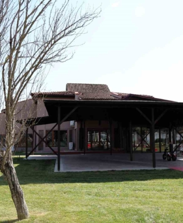 Kadınlar "Ana Kafe" ile hem öğrenecek hem üretecek