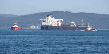 Çanakkale Boğazı tek yönlü trafiğe açıldı