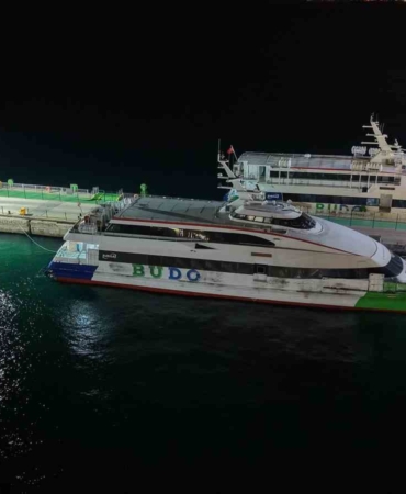 Bursa-İstanbul deniz otobüsü seferlerine olumsuz hava engeli