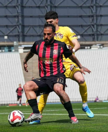 Trendyo Süper Lig: Fatih Karagümrük: 1 - Eyüpspor: 0 (Maç devam ediyor)