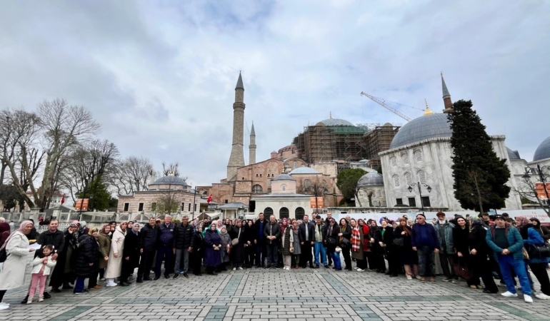 Bayırköy Belediyesi’nden İstanbul gezisi