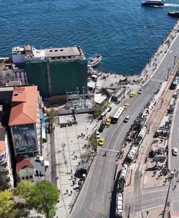 Karaköy’de 68 yıl önce yıkılan cami ihya ediliyor