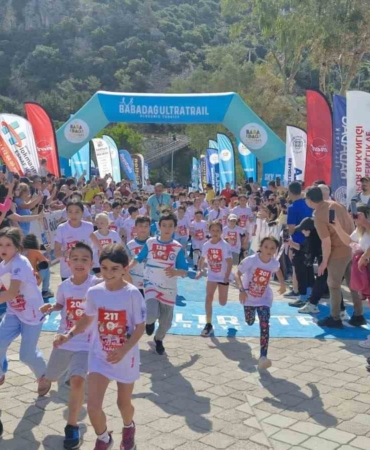 Fethiye’de 23 Nisan’a özel çocuk koşusu düzenlendi