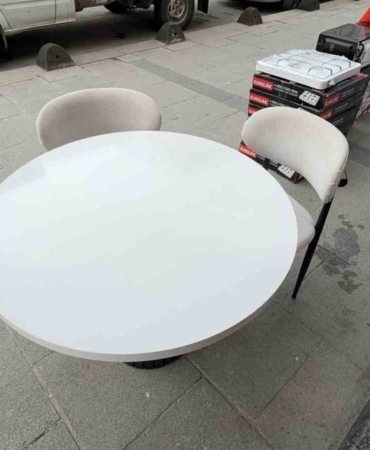 Sandalyesi çalınan mobilyacıdan hırsıza sitem: "Abla takımı bozdun, kalanı da gel al"