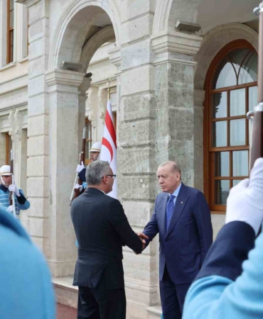 Cumhurbaşkanı Erdoğan, KKTC Cumhurbaşkanı Erhürman ile görüştü