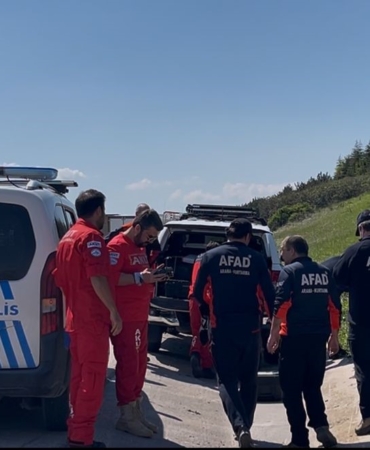 "Otoyola 5 yaşında çocuk bırakıldı" ihbarı ekipleri alarma geçirdi