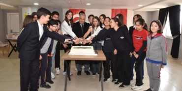 Burhaniye’de TÜBİTAK Şampiyonlarına anlamlı kutlama