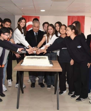 Burhaniye’de TÜBİTAK Şampiyonlarına anlamlı kutlama