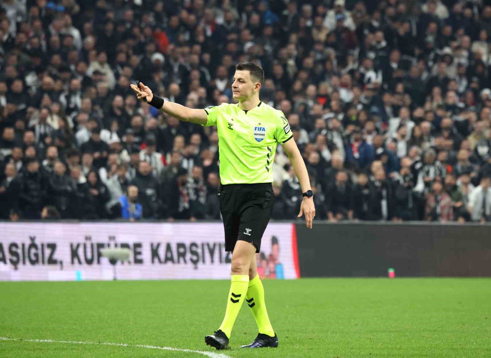 Konyaspor - Fenerbahçe maçının hakemi Ozan Ergün oldu