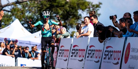 Kıran kırana yarışta zafer Ivan Sosa’nın