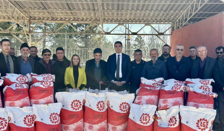 75 çiftçiye 3 bin dekarlık tohum desteği