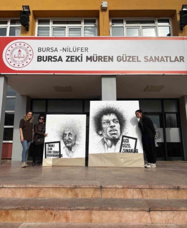 Lise öğrencileri mezun olmadan eserlerini sergileyecek