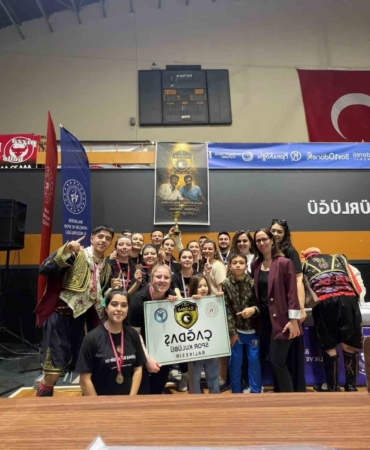 Çağdaş Balıkesir Spor Kulübü Geleneksel Halk oyunları il birincisi oldu