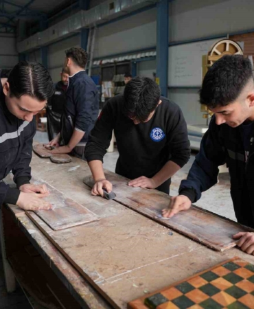 Genç denizcilerin mesleki eğitimine destek