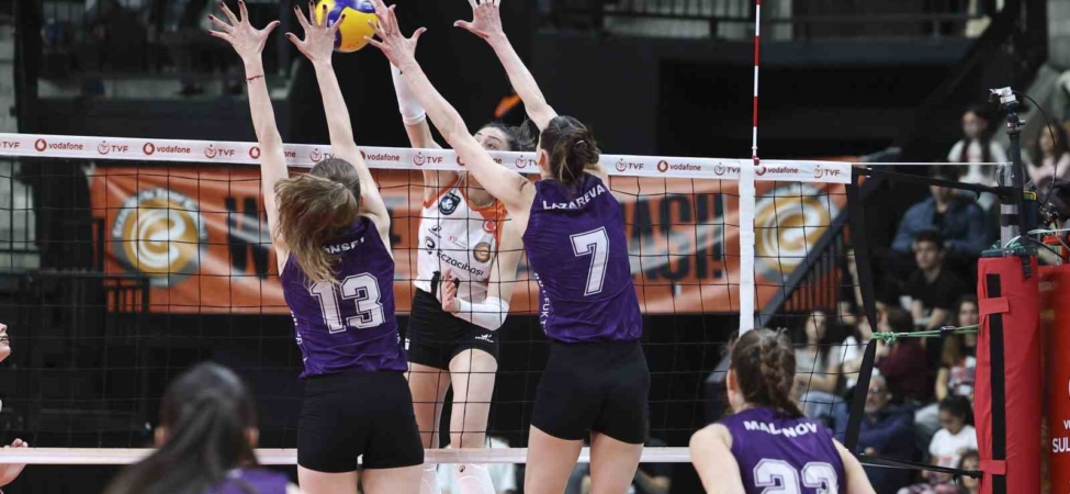 Eczacıbaşı Dynavit seride 1-0 öne geçti