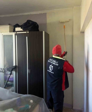 İhtiyaç sahiplerinin evlerine bakım ve onarım müdahalesi