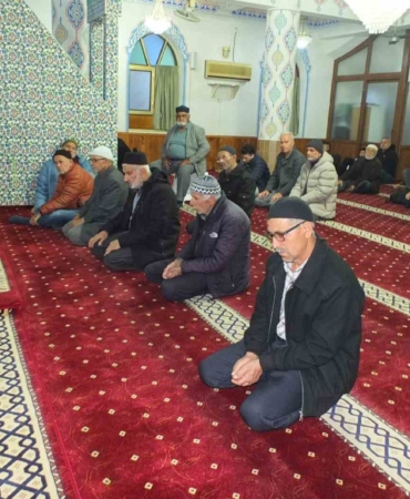 Burhaniye’de sabah namazı buluşması Börezli Camiinde yapıldı