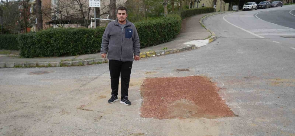 SEDAŞ’ın kazdığı çukura belediye aracı düştü