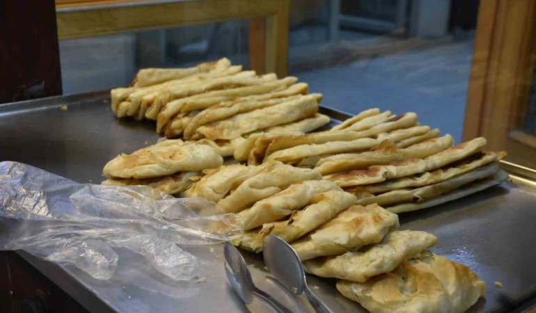 Yaşlıların sütle, gençlerin sade tükettiği Balkan lezzeti: Baniçka