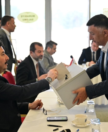 Yenişehir Belediyesi Başkanı Özel, HAGEL encümen üyeliğine seçildi