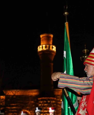 Bursa’nın 700 yıllık destanı ışık gösterisiyle anlatıldı