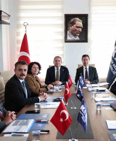 Kıyı Ege belediyeleri Ayvalık’ta buluştu