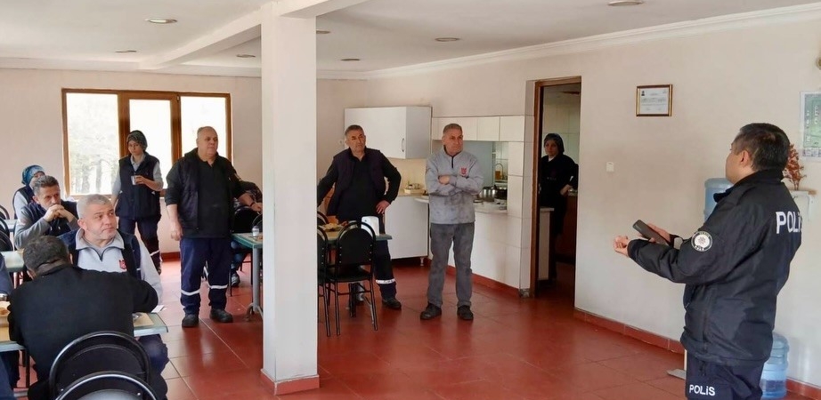 Bilecik’te esnafa dolandırıcılık ve hırsızlık uyarısı