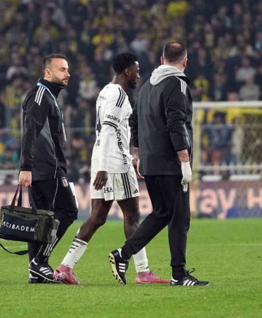 Beşiktaş’ta Ndidi cezalı duruma düştü