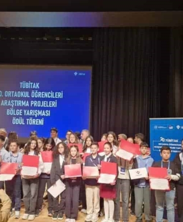 Burhaniyeli öğrenciler bölge üçüncüsü oldular