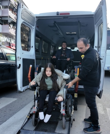 Hayallere giden yolda Engelsiz Taksi köprü oldu