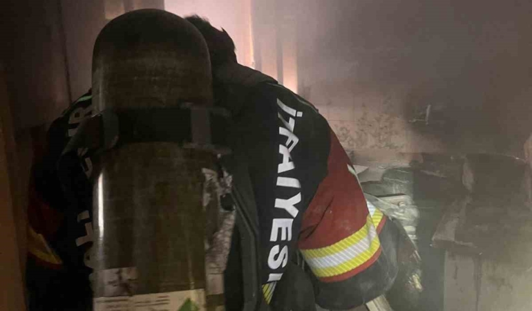 Edremit’te korkutan ev yangını