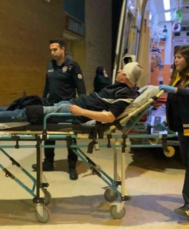 Bursa’da 3 kişi sopalarla darp edildi