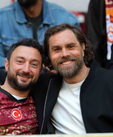 Galatasaray’dan stadyumda taraftara açık antrenman