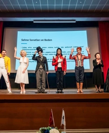 BUÜ’de sanatın ve sanatçının geleceği mercek altına alındı
