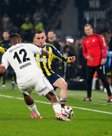 Beşiktaş 2 maç sonra Kadıköy’de kaybetti