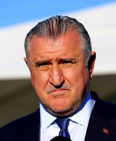 Bakan Osman Aşkın Bak: "Milli takımımız Dünya Kupası’nda çok iyi işler yapacak"