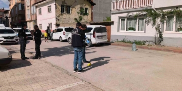 Silahla bir kişiyi yaralamıştı, çatıda yakalandı