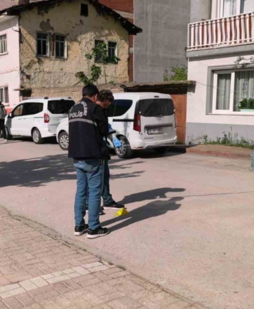 Silahla bir kişiyi yaralamıştı, çatıda yakalandı