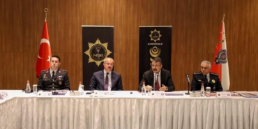 Çanakkale’de Bakan Yardımcısı Çelik’in katılımıyla narkotik suçlarla mücadele değerlendirmesi yapıldı