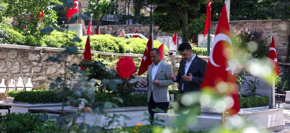 Başkan Vekili Şahin Biba’dan şehitlik, esnaf ve itfaiye ziyareti