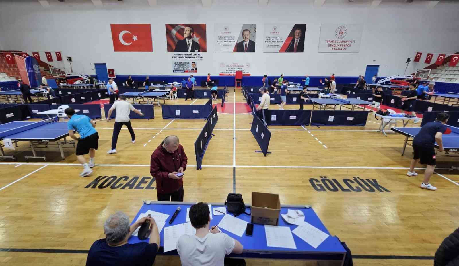 Gölcük’te masa tenisi heyecanı
