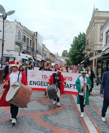 Edirne’de Engelliler Haftası kutlamalarında renkli görüntüler oluştu