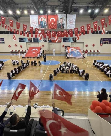 Edremit’te 19 Mayıs coşkusu