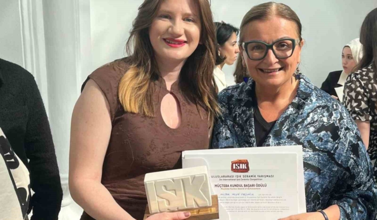 BŞEÜ öğrencisine uluslararası seramik yarışmasında ödül