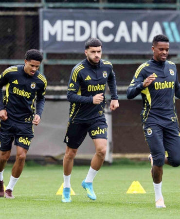 Fenerbahçe, Eyüpspor maçı hazırlıklarını sürdürüyor