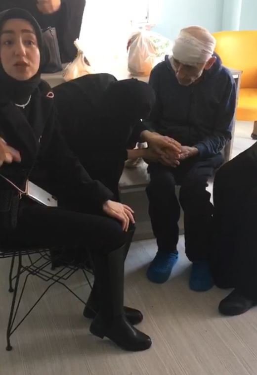 Yaşlı bakım merkezinde hastaya şiddet iddiasına 4 gözaltı