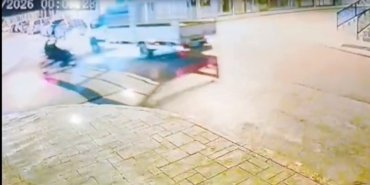 Keşan’da 2 kişinin yaralandığı kaza güvenlik kamerasına ansıdı