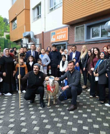 Çekmeköy’de engelsiz yüreklerden anlamlı kurban bağışı