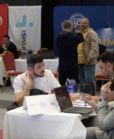 Arnavutköy’de Engelsiz İstihdam Fuarı yoğun ilgi gördü