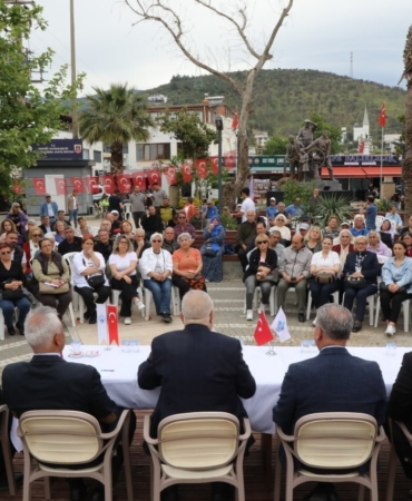 Başkan Ertaş mahalle mahalle vatandaşlarla buluşuyor